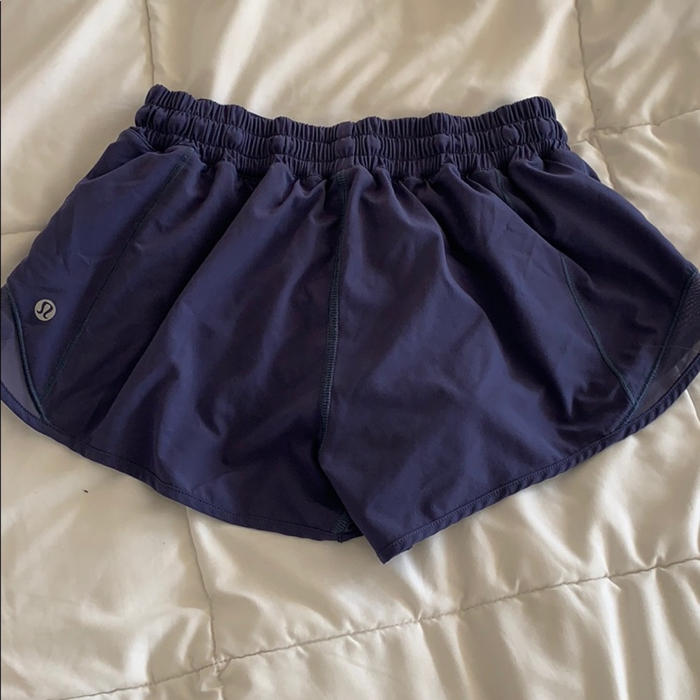 Lululemon shorts size 6